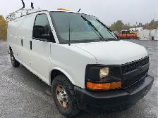 2011 Chevrolet Express - Photo 3