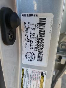 2005 Pontiac Vibe - Photo 12