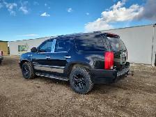 2009 Cadillac Escalade - Photo 2