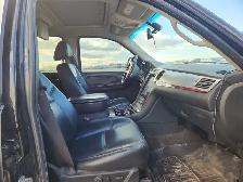 2009 Cadillac Escalade - Photo 36
