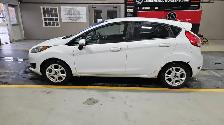 2015 Ford Fiesta - Photo 2