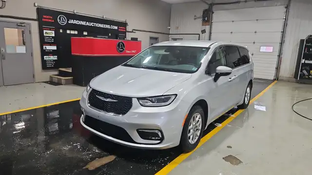 2023 Chrysler Pacifica