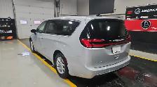 2023 Chrysler Pacifica - Photo 6