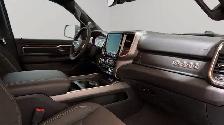 2027 Ram 1500 Big Horn | Night Eiditon | 8.4 Inch Touchscreen - Photo 19