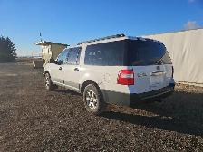 2011 Ford Expedition - Photo 3