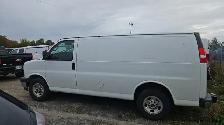 2018 GMC Savana - Photo 2