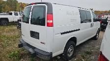 2018 GMC Savana - Photo 5