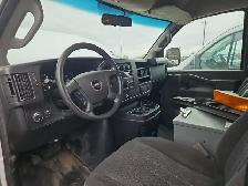 2018 GMC Savana - Photo 10