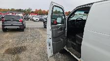 2018 GMC Savana - Photo 13