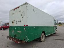 2009 Freightliner MT45 Chassis - Photo 5