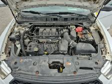 2014 Ford Taurus - Photo 9
