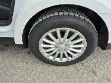 2014 Ford Taurus - Photo 20