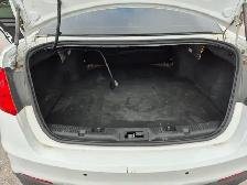 2014 Ford Taurus - Photo 21