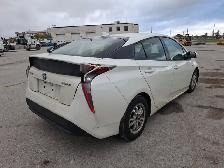 2017 Toyota Prius - Photo 5