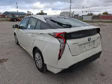 2017 Toyota Prius - Photo 7
