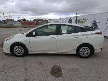 2017 Toyota Prius - Photo 8
