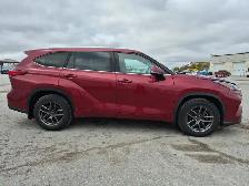 2020 Toyota Highlander - Photo 4