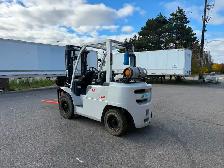 2015 TCM 8,000 LB PNEUMATIC ￼PROPANE FORKLIFT - Photo 3