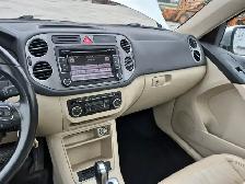 2011 Volkswagen Tiguan - Photo 12