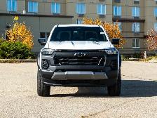 2026 Chevrolet Colorado 4WD Trail Boss - Photo 3