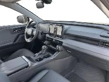 2026 Toyota RAV4 XLE / AWD - Photo 18