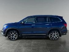 2020 Honda Pilot Touring 7-Passenger / AWD - Photo 2