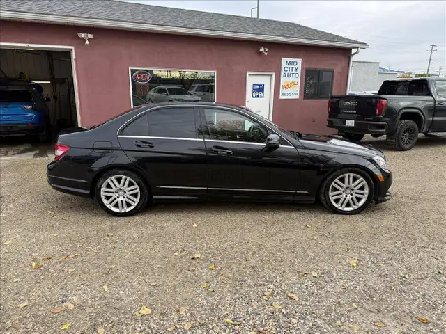 2011 Mercedes-Benz C-Class C250 4-MATIC