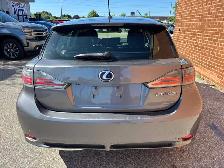 2013 Lexus CT FWD 4dr Hybrid - Photo 7