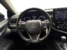 2021 Toyota Camry SE - Photo 14