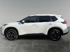 2025 Nissan Rogue SV Moonroof - Photo 7