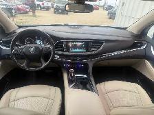 2019 Buick Enclave AWD - Photo 11