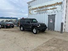 2019 Jeep Wrangler Sport 4WD | No Accident | Heated Seats - Photo 3