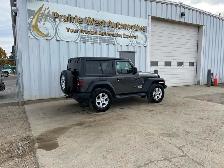 2019 Jeep Wrangler Sport 4WD | No Accident | Heated Seats - Photo 5