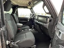 2019 Jeep Wrangler Sport 4WD | No Accident | Heated Seats - Photo 19