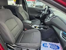2017 Chevrolet Malibu 4dr Sdn LT w/1LT - Photo 11