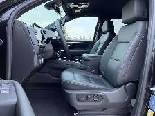 2026 Chevrolet Suburban LT/Heated Wheel/Seats, SurroundCam, Max - Photo 19