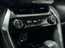 2024 Toyota Venza - Photo 14