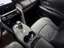 2024 Toyota Venza - Photo 15