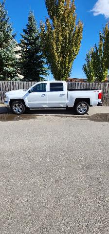 2018 Chevy Silverado 1500 LTZ - Photo 2