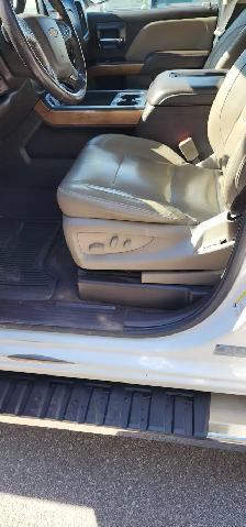 2018 Chevy Silverado 1500 LTZ - Photo 14