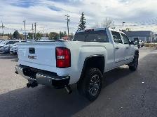 2015 GMC Sierra 2500HD SLT Z71 4x4 Crew Cab 6'6' Box - Photo 5