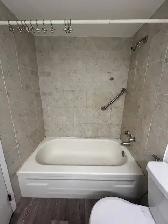 Spacious 1 Bedroom 1 Bath with Balcony - Photo 5