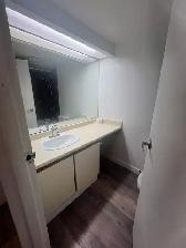 Spacious 2 Bedroom 1 Bah with Balcony - Photo 8