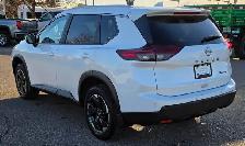 2024 Nissan Rogue SV Moonroof AWD - Photo 3