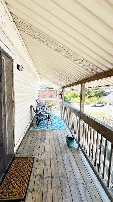 Dundas 1 bd rm   den close to Mcmaster in small quiet building - Photo 2