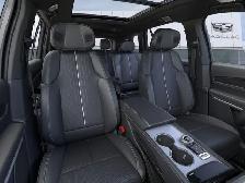 2027 Cadillac VISTIQ Sport - Photo 6