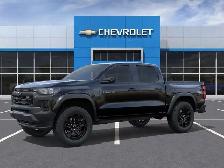 2026 Chevrolet Colorado Trail Boss - Photo 2