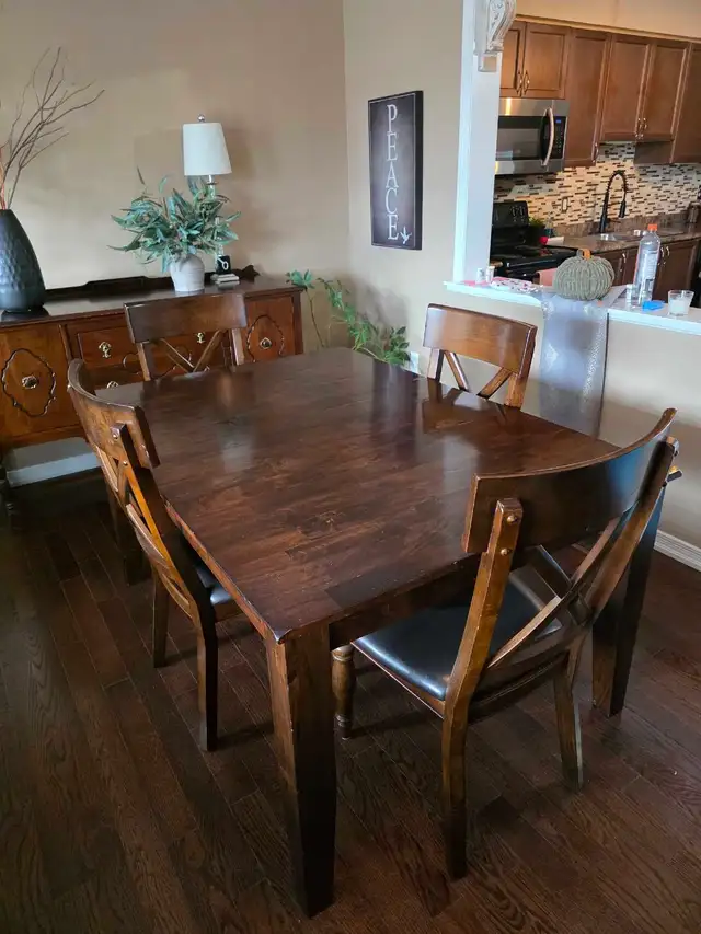 Dinning Table and Chairs