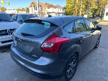 2013 Ford Focus SE new safety clean title low km - Photo 3