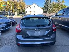 2013 Ford Focus SE new safety clean title low km - Photo 5